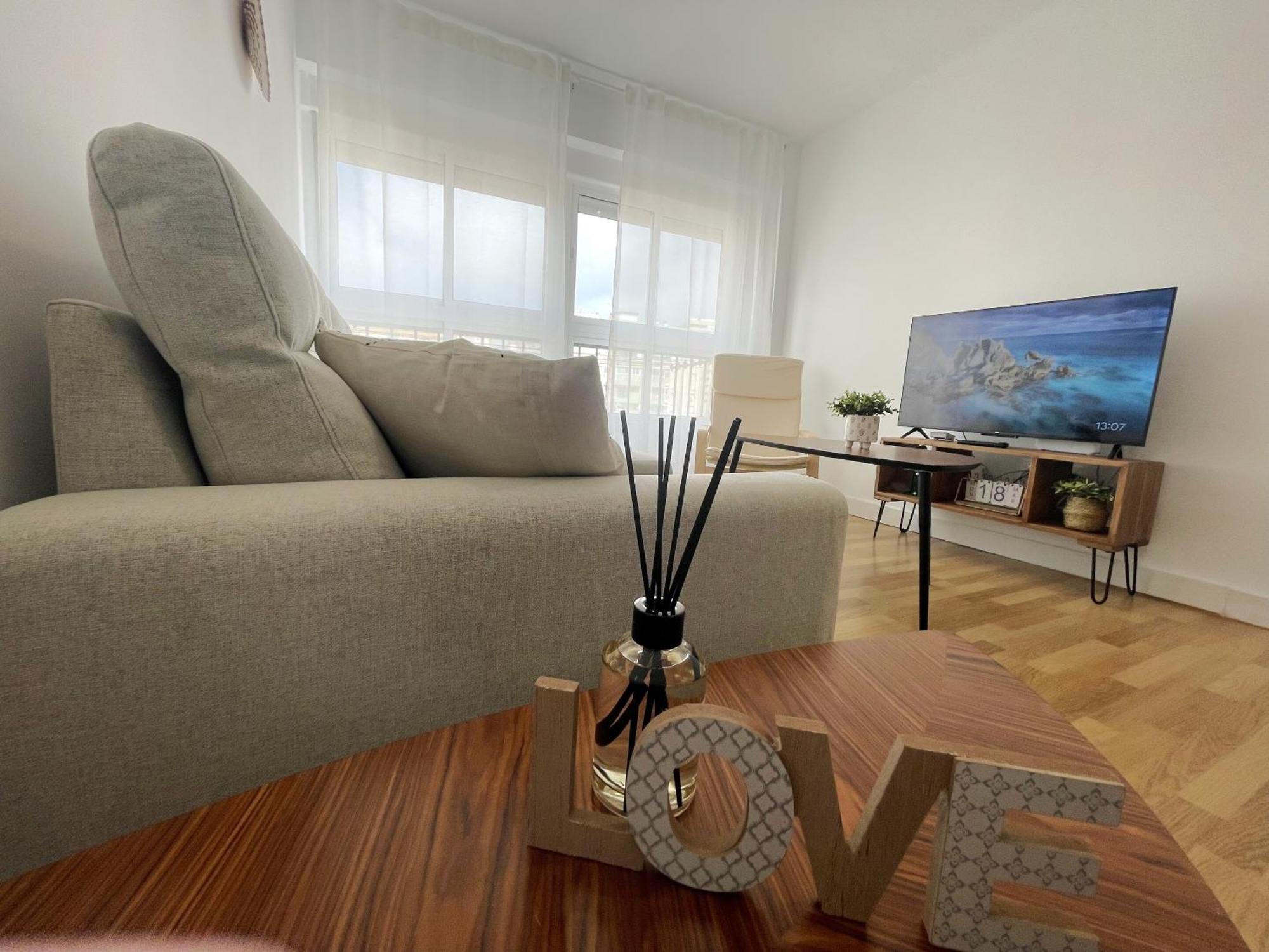 Calu Homes A 5 Minutos De La Estacion Del Tren Appartement